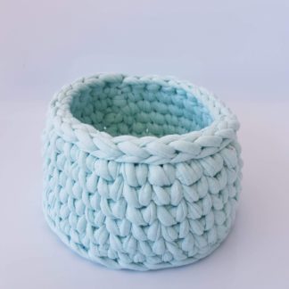 Panier artisanal rond, bleu clair